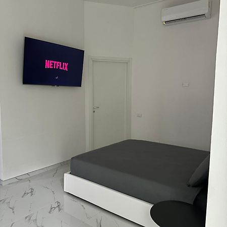 Cernusco Luxury Milanese Apartment 瑟努斯科苏尔纳维利 外观 照片